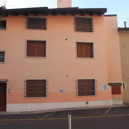 Сasa de vacaciones Richi Rent 01