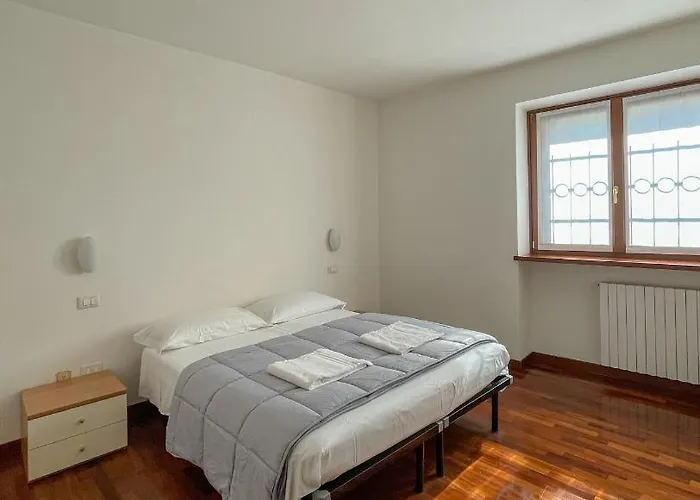 Richi Rent 01 *